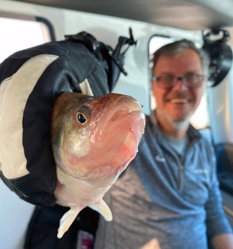 Snobear Rental Gull Harbour Marina and Lighthouse Inn