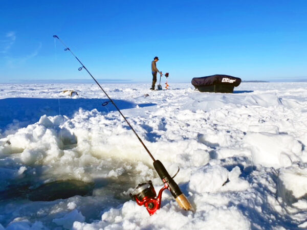 Ice Fishing Winnipeg